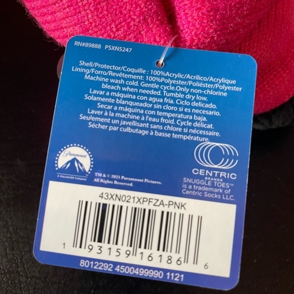 Mean girls hot pink fuzzy women sock slippers Snuggle Toes Burn Book - Picture 3 of 6